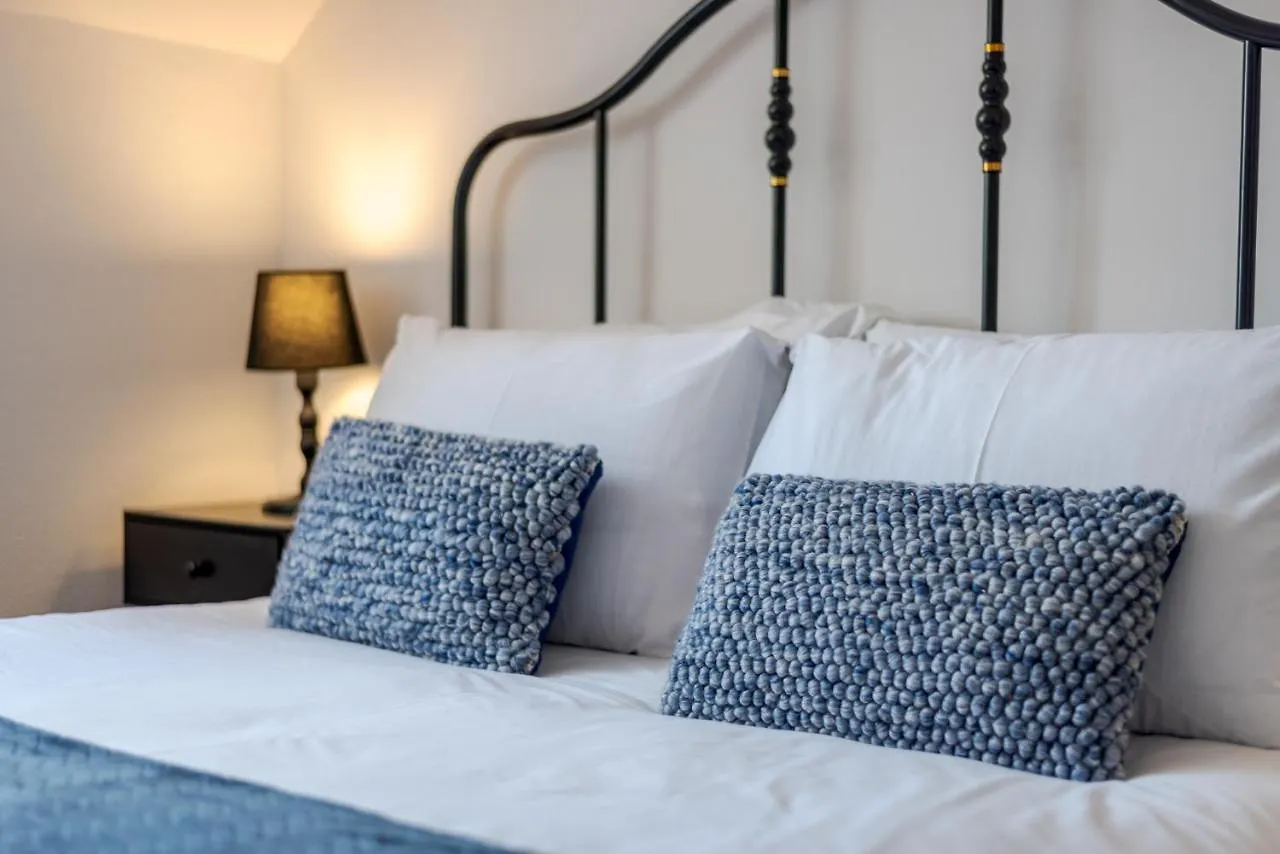 Whitby Heights Apartment